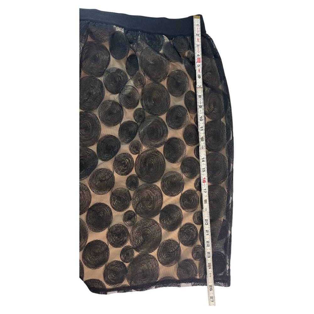 ✨ Lane Bryant Black & Nude Embroidered Polka Dot Skirt – Size 26/28 l Poshmark - Picture 5 of 5